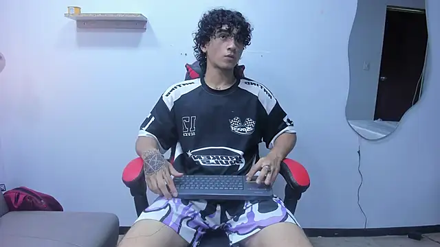 JackesTaylor online show from 5, 10, 2025