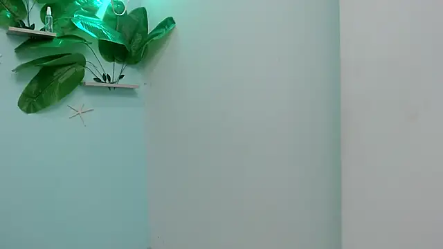 Snapshot of eladyrous98 chatting on 1, 11, 2025 eladyrous98 online show from 1, 11, 2025