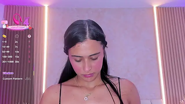 ZOEBARLOWE online show from 18, 10, 2025