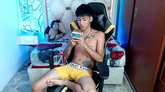 yiisu  online show from 11, 10, 2025