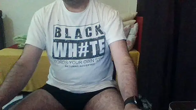 Snapshot of st206boy chatting on 4, 6, 2026 st206boy online show from 4, 6, 2026