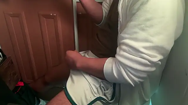 kSwisssxxx online show from 5, 1, 2026