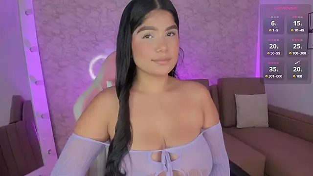 Kendall Jonss1 online show from 13, 11, 2025