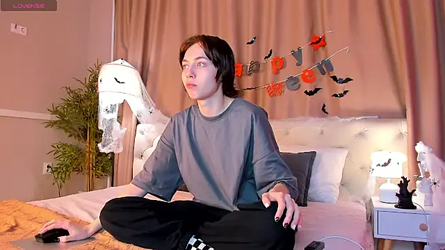 Skelerata online show from 27, 10, 2025