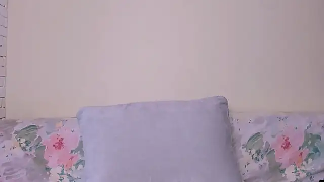 Elle Pearl  online show from 28, 3, 2026