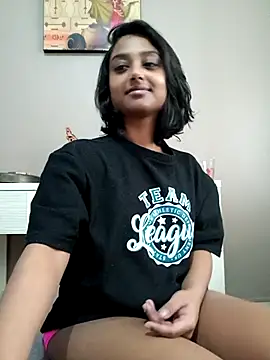 Snapshot of littlemissdevil69 chatting on 30, 10, 2025 littlemissdevil69 online show from 30, 10, 2025