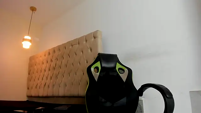 Darkknightx01 online show from 8, 10, 2025