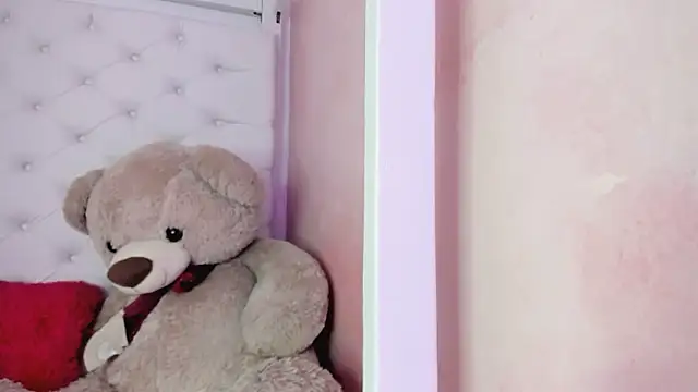 Snapshot of eimy_skinny_ chatting on 26, 2, 2026 eimy skinny online show from 26, 2, 2026