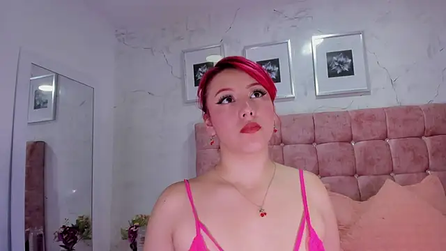 Maddy Mills online show from 5, 2, 2026