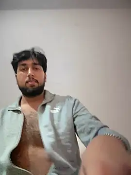 Snapshot of aka_big chatting on 4, 2, 2026 aka big online show from 4, 2, 2026