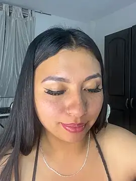Issa Santana online show from 6, 6, 2026