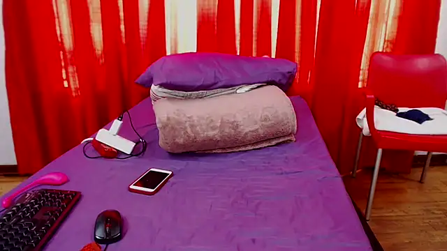 Snapshot of SexyBustyBoobs chatting on 23, 10, 2025 SexyBustyBoobs online show from 23, 10, 2025