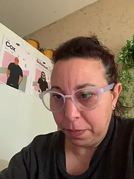 Snapshot of LupeLok chatting on 15, 7, 2026 LupeLok online show from 15, 7, 2026