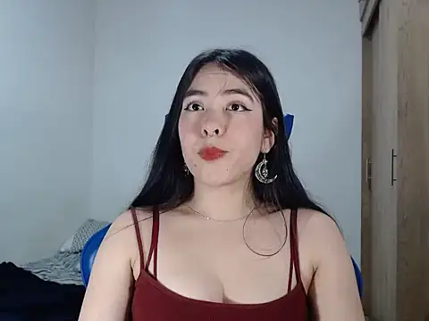 EloiseJun online show from 2, 11, 2025