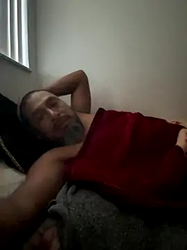 Snapshot of julio_p chatting on 19, 10, 2025 julio p online show from 19, 10, 2025