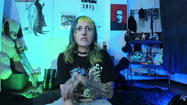 kattusauruss online show from 24, 5, 2026