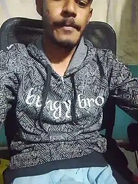 Snapshot of Najmulhaqe66 chatting on 28, 11, 2025 Najmulhaqe66 online show from 28, 11, 2025