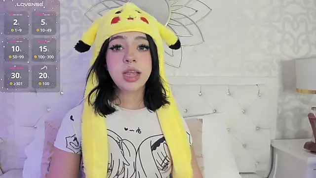 Cassie66  online show from 28, 11, 2025