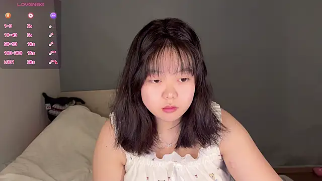 Kittenfishing online show from 6, 10, 2025