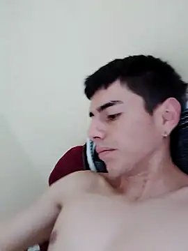 Snapshot of La_Cosita_69 chatting on 4, 10, 2025 La Cosita 69 online show from 4, 10, 2025