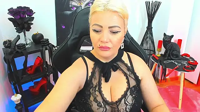 demisweet online show from 4, 1, 2025