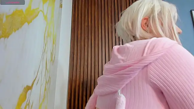 Snapshot of hinata_dolly chatting on 24, 9, 2025 hinata dolly online show from 24, 9, 2025