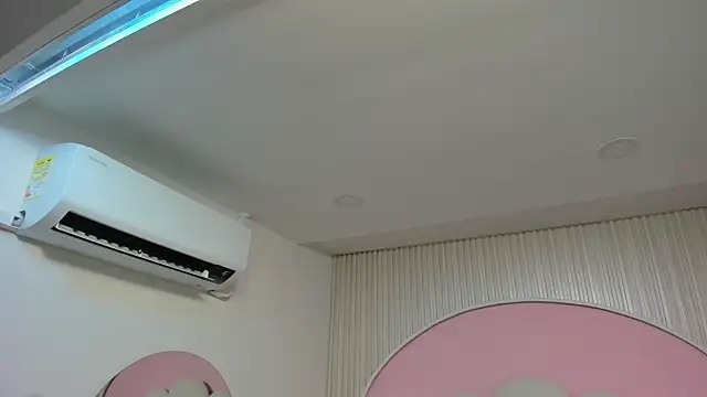 Snapshot of hinata_dolly chatting on 26, 10, 2025 hinata dolly online show from 26, 10, 2025