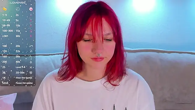 Molly Platt online show from 10, 9, 2025