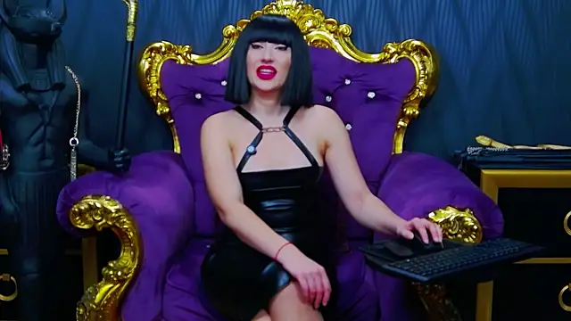 LaraMaeve online show from 15, 12, 2025