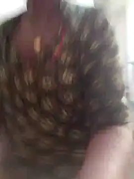 Snapshot of aunty_sumy chatting on 18, 10, 2025 aunty sumy online show from 18, 10, 2025