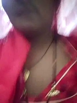 Snapshot of aunty_sumy chatting on 9, 11, 2025 aunty sumy online show from 9, 11, 2025