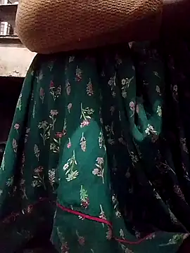 Snapshot of aunty_sumy chatting on 15, 11, 2025 aunty sumy online show from 15, 11, 2025