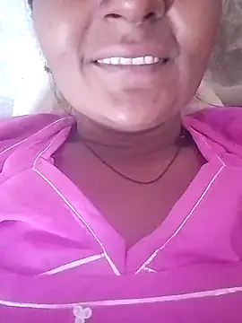 Snapshot of aunty_sumy chatting on 16, 11, 2025 aunty sumy online show from 16, 11, 2025