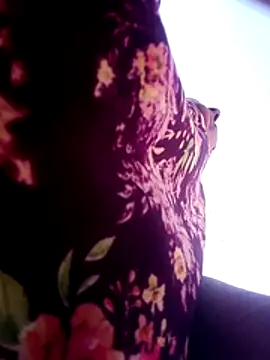 Snapshot of aunty_sumy chatting on 21, 11, 2025 aunty sumy online show from 21, 11, 2025