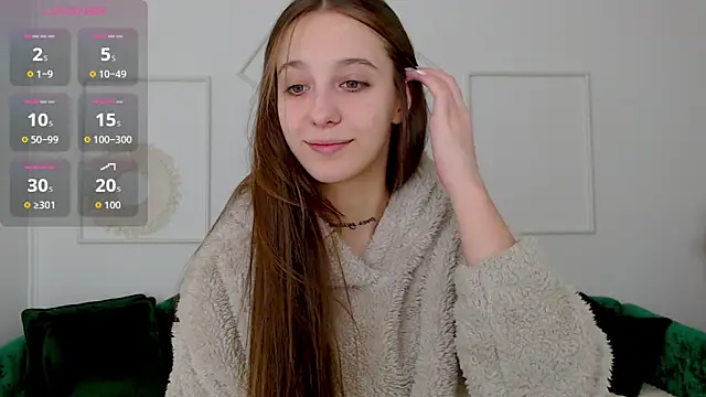 Snapshot of Little_cherryy__ chatting on 6, 10, 2025 Little cherryy online show from 6, 10, 2025