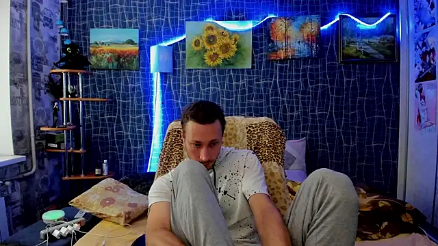 Snapshot of CuteBoy228 chatting on 29, 11, 2025 CuteBoy228 online show from 29, 11, 2025