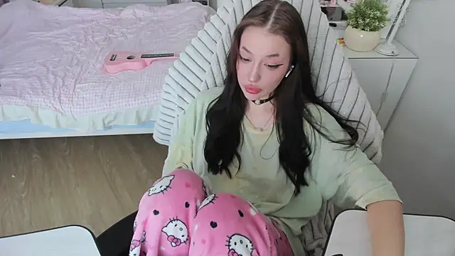 Snapshot of saadnesstyan chatting on 21, 9, 2025 saadnesstyan online show from 21, 9, 2025