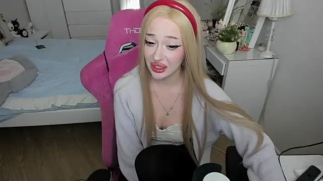 Snapshot of saadnesstyan chatting on 17, 10, 2025 saadnesstyan online show from 17, 10, 2025