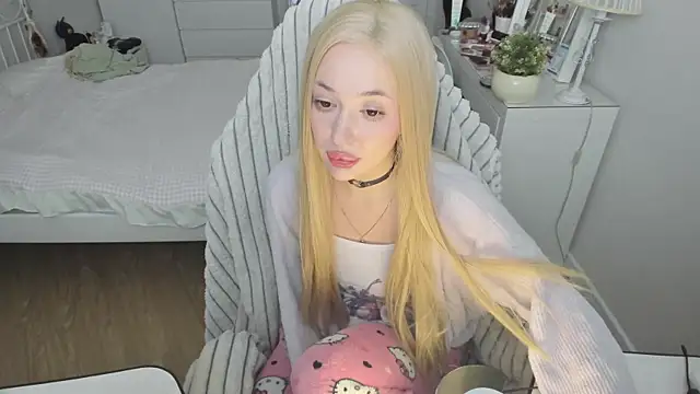 Snapshot of saadnesstyan chatting on 6, 11, 2025 saadnesstyan online show from 6, 11, 2025