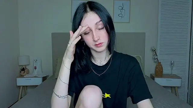 Little moly999 online show from 11, 11, 2025