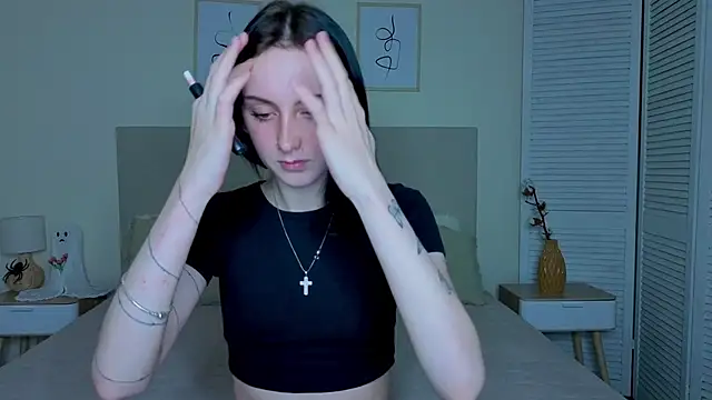 Little moly999 online show from 13, 12, 2025