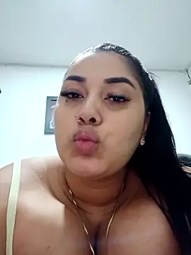 Snapshot of MilaaRooy chatting on 11, 9, 2025 MilaaRooy online show from 11, 9, 2025