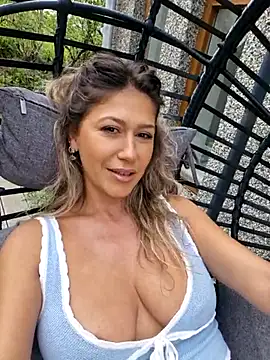 CelynaRoss online show from 31, 5, 2026