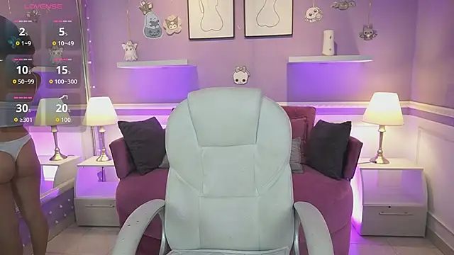 Snapshot of DahliaGrey chatting on 25, 10, 2025 DahliaGrey online show from 25, 10, 2025