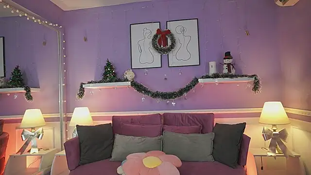 Snapshot of DahliaGrey chatting on 29, 11, 2025 DahliaGrey online show from 29, 11, 2025