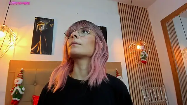 Snapshot of alesziarose chatting on 27, 11, 2025 alesziarose online show from 27, 11, 2025