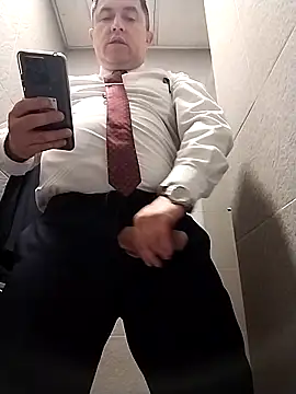 BigCristh79 online show from 4, 4, 2026