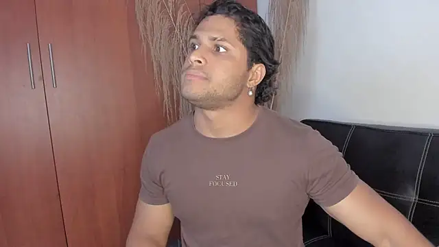 Evansdark1 online show from 1, 10, 2025