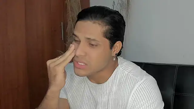 Evansdark1 online show from 4, 10, 2025