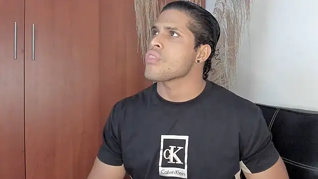 Evansdark1 online show from 16, 10, 2025